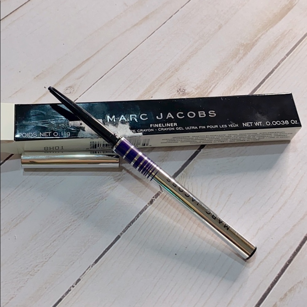 Marc Jacob’s fine liner Grapevine